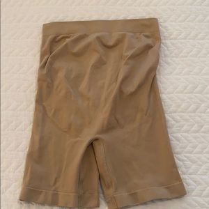 Motherhood maternity secret fit panty/shaper